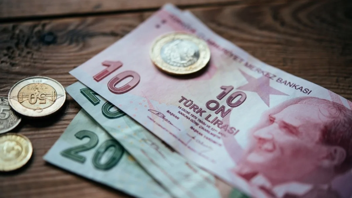 Kredi Notu Düşük Olanlara Finansal Can Simidi: TEB, Akbank ve DenizBank Kapıları Açtı - Ekonomi Haberleri