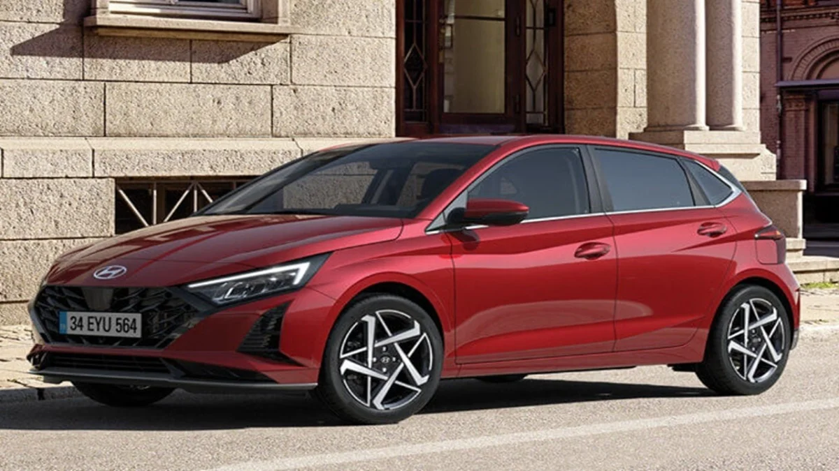 Sıfır Araç Piyasasında Mart Fırtınası: Hyundai i20'den 128.000 TL'lik Dev İndirim Hamlesi! - Ekonomi Haberleri