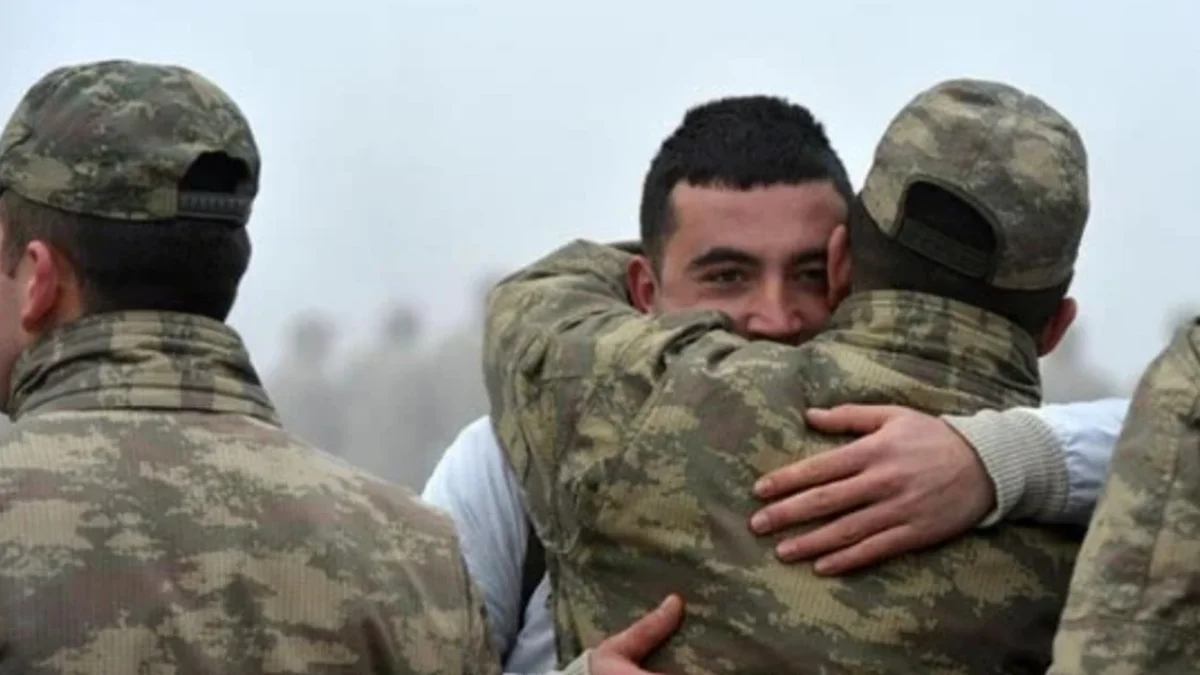 Vatan Borcu 180'den 90 Güne Çekilecek: Milli Savunma Bakanlığı Askerlik Süresini Yarı Yarıya Düşürmeye Hazırlanıyor - Gündem Haberleri