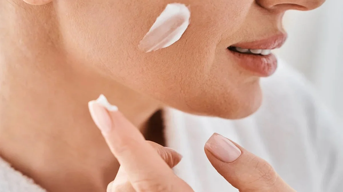 Vücudun Temel Yapı Taşı Alarm Veriyor: Kolajen Eksikliğinin Az Bilinen Yedi Tehlikeli Belirtisi - Gündem Haberleri